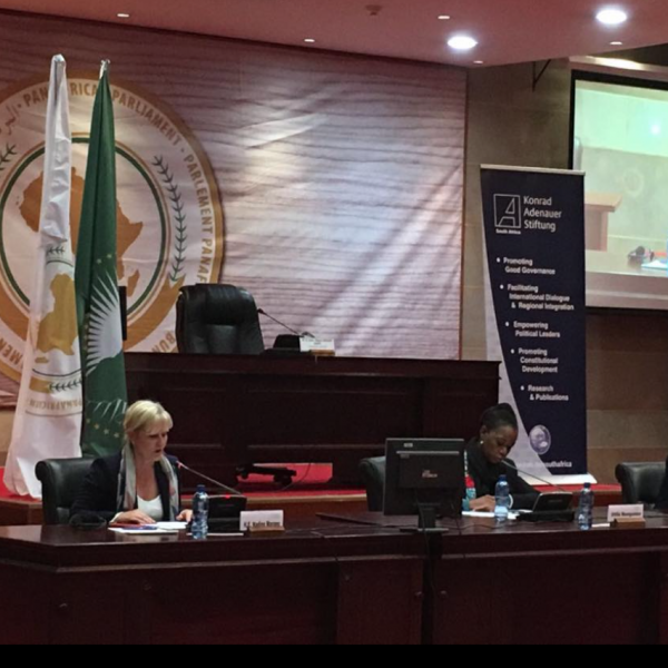Intervention de Nadine Morano devant le Parlement Panafricain ur la question migratoire et la responsabilité des pays sources